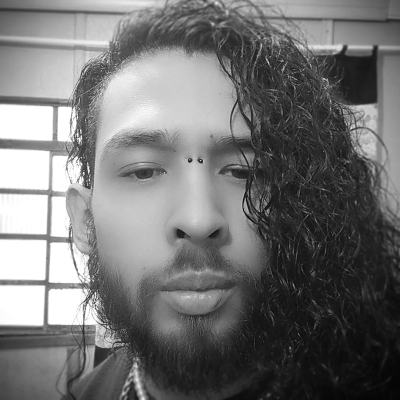 Kit piercing barbell preto atacado com bolinhas em aço cirúrgico